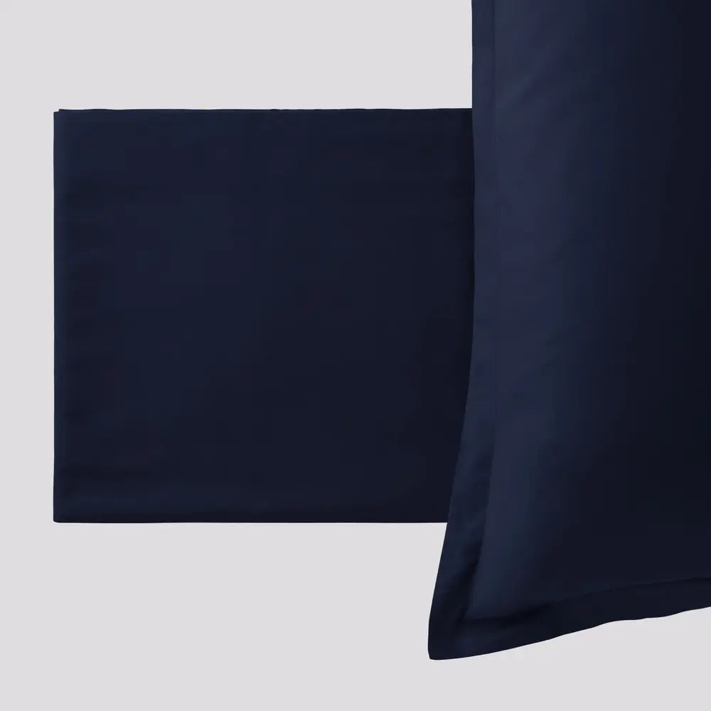 Completo letto PAINT Blue scuro, lenzuola piegate e federa