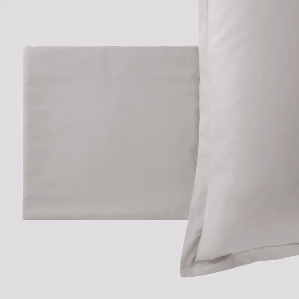 Completo letto PAINT Grigio perla, lenzuola piegate e federa