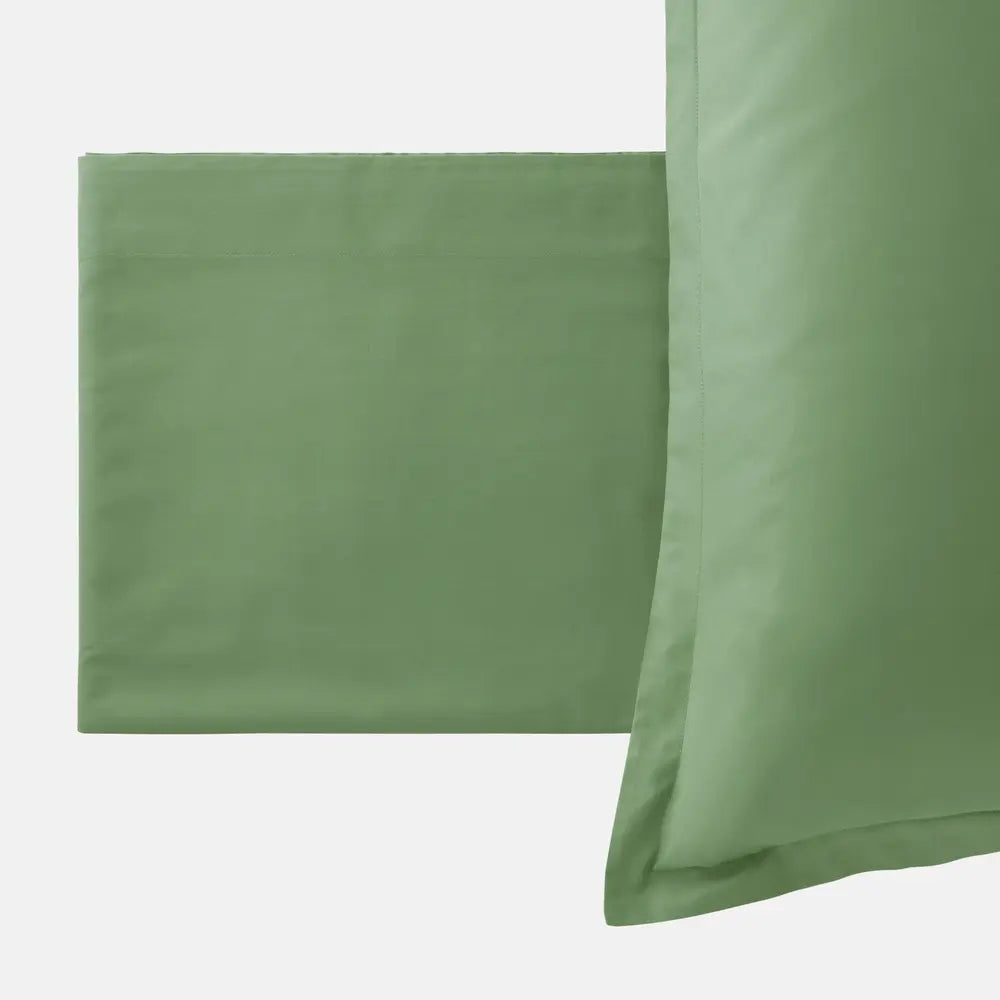 Completo letto PAINT Verde muschio, lenzuola piegate e federa